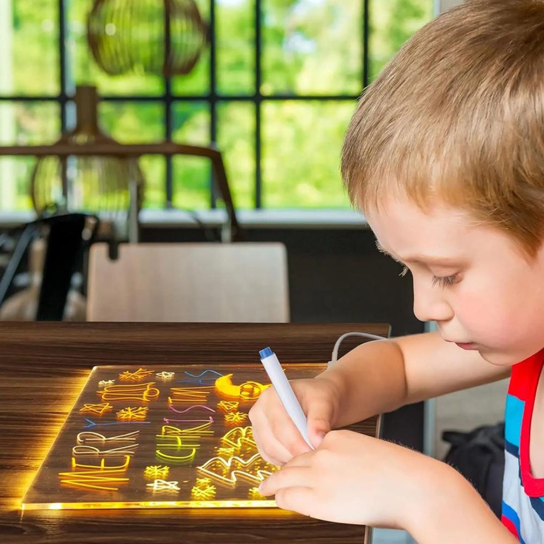 GlowPad – Leuchtendes LED Zeichenbrett für Kinder