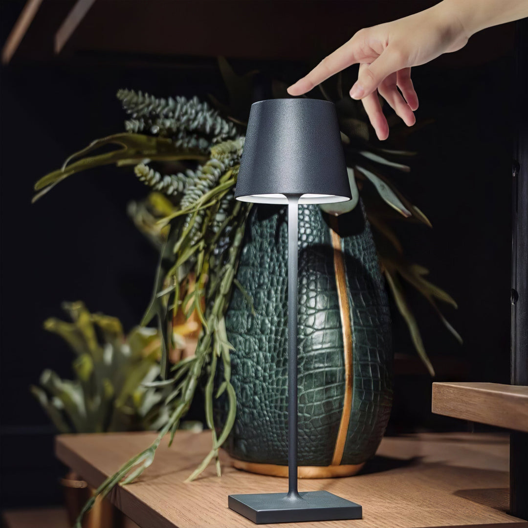 Kompakte LED Tischleuchte