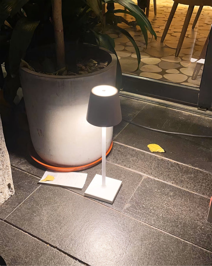 Kompakte LED Tischleuchte