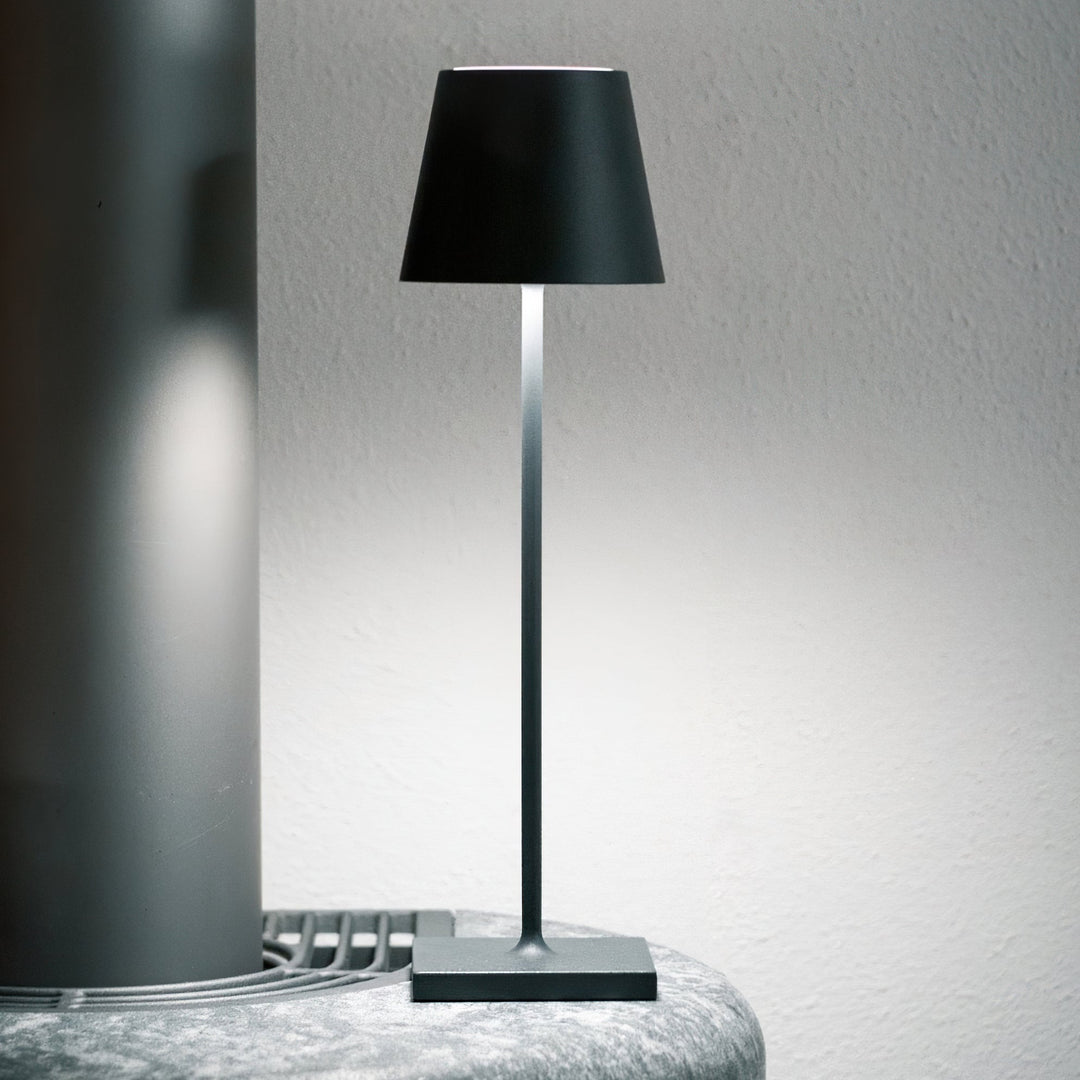 Kompakte LED Tischleuchte
