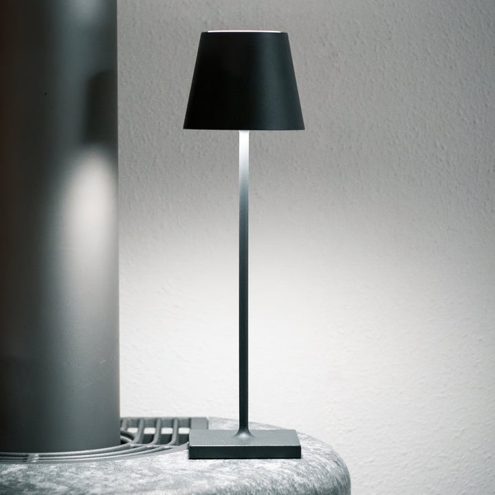 Kompakte LED Tischleuchte