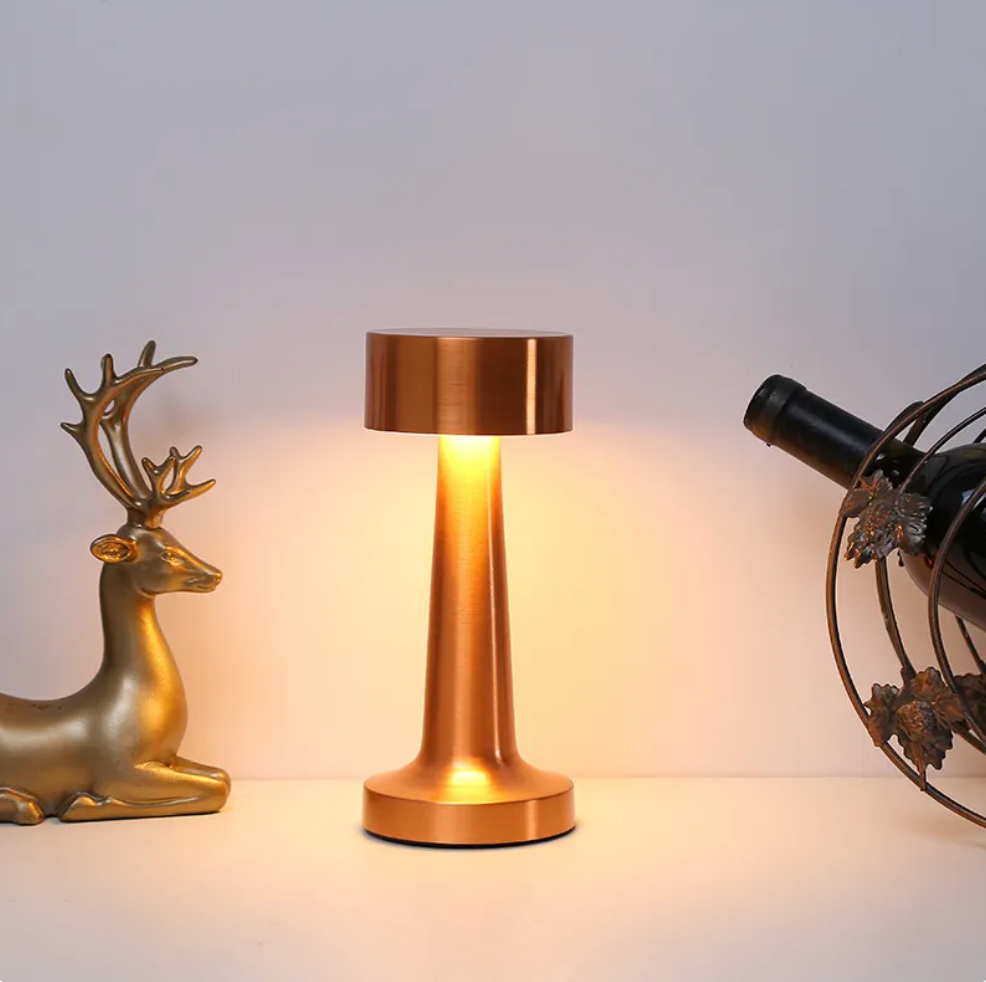 Kabellose Tischlampe aus Metall | Stilvolle dimmbare Beleuchtung für ein modernes Ambiente