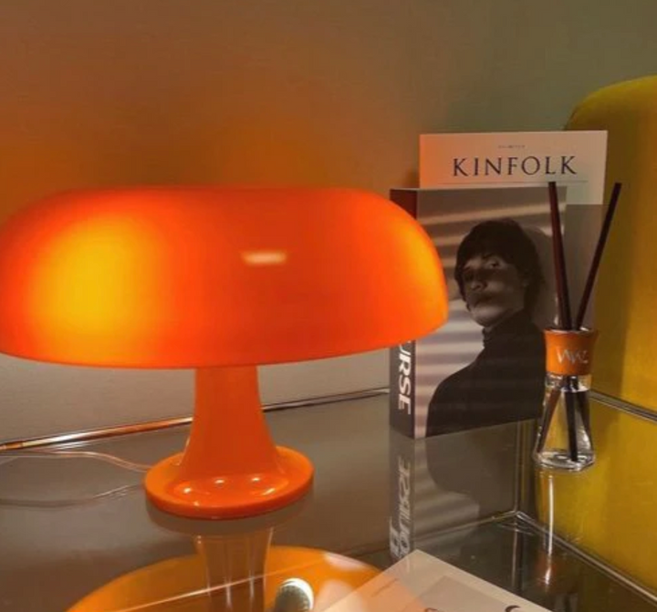 Pilz Tischlampe aus Kunststoff | Stilvolle Retro-Leuchte für warme Wohnatmosphäre