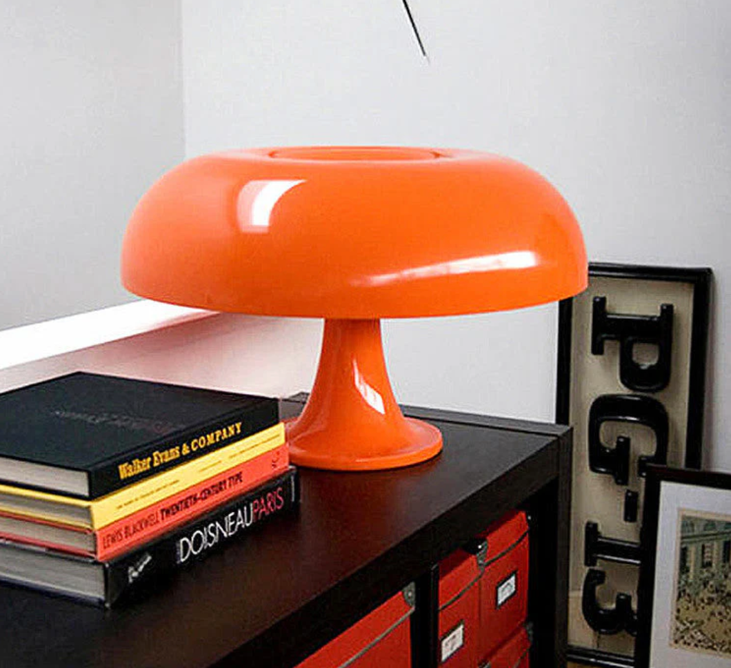 Pilz Tischlampe aus Kunststoff | Stilvolle Retro-Leuchte für warme Wohnatmosphäre