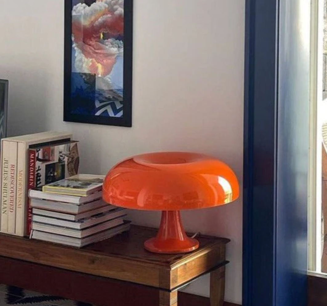 Pilz Tischlampe aus Kunststoff | Stilvolle Retro-Leuchte für warme Wohnatmosphäre