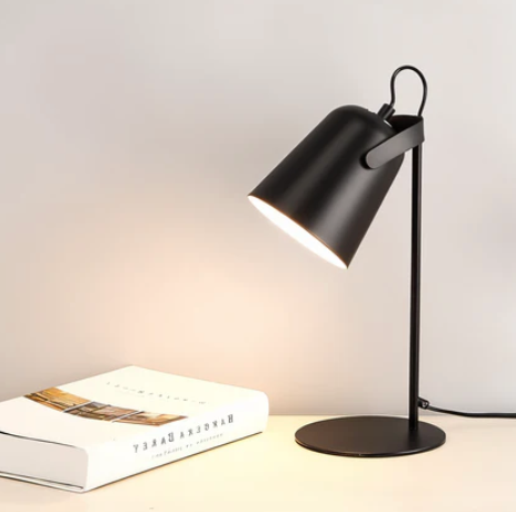 Tischlampe aus Eisen | Verstellbare Schreibtischleuchte für stilvolle Arbeitsbereiche