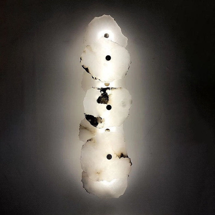 Wandleuchte – Modernes Design aus Lucite & Eisen – Energieeffiziente LED-Beleuchtung für Innenräume